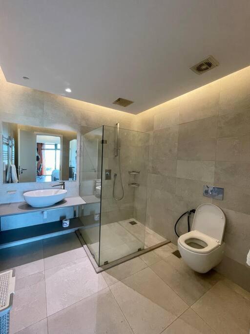 City View Apartment Nestled In The Heart Of Nbo Nairobi Exteriör bild